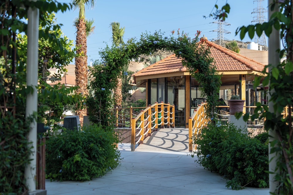 منتجع واحة ميرال الطائف(Meral Oasis Resort Taif) 3/74