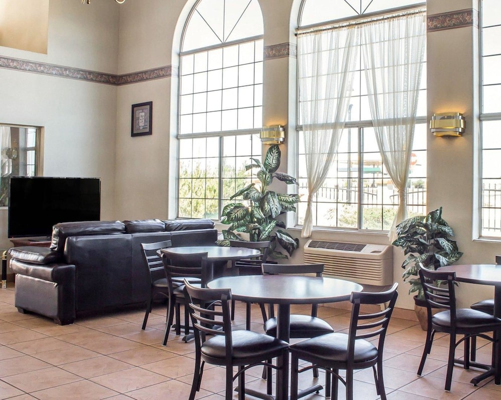 Quality Inn Winslow I-40 28/31