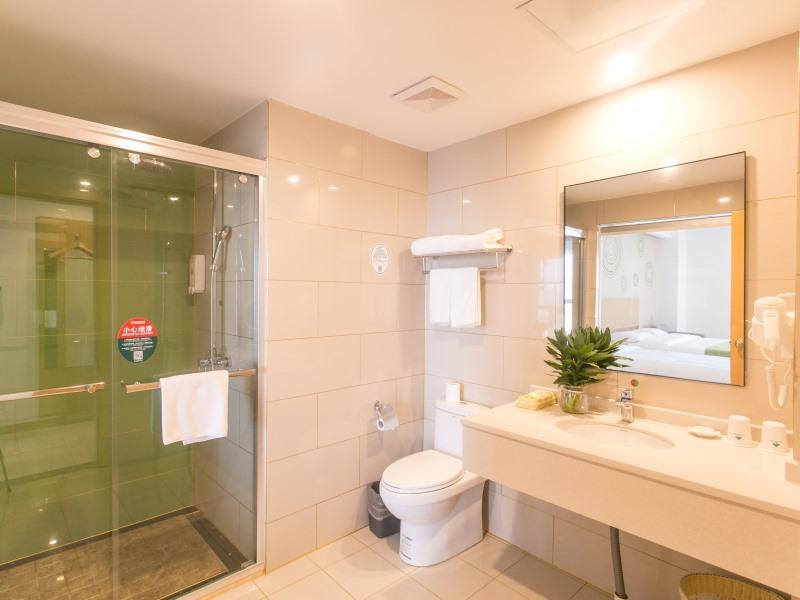 GreenTree Inn Suzhou Tai Lake Xukou Town Government Express Hotel 23/24