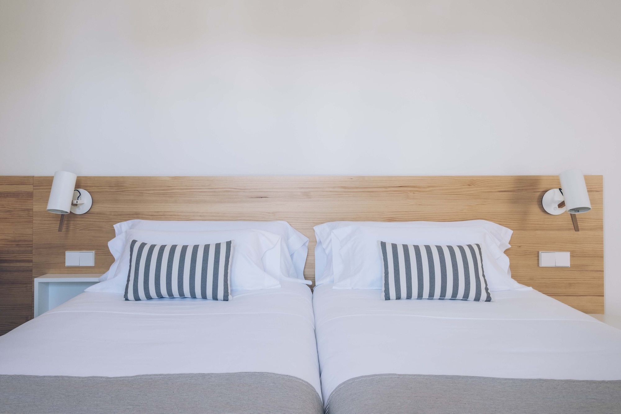 Room, Twin Beds, Garden View, Pool Side، AYA Seahotel - Adults Only 3/4