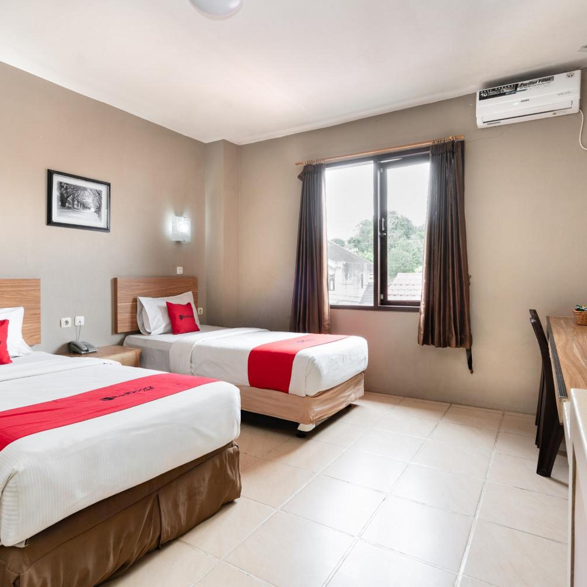 Urbanview Hotel Ulin Samarinda 18/36
