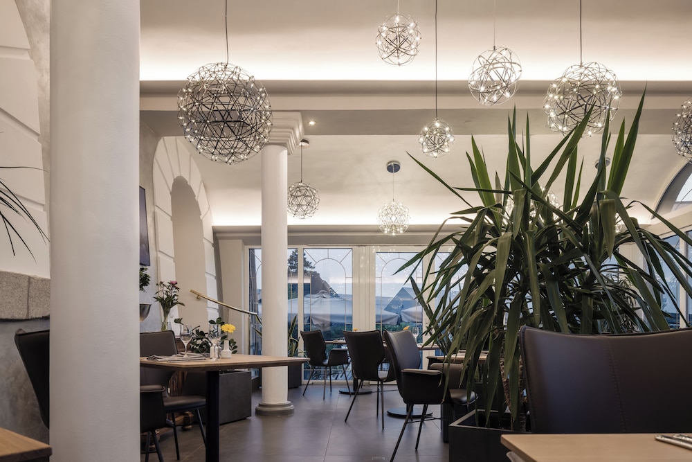Donauhof Hotel 10/58