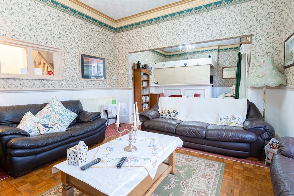 The Fernside 22/28
