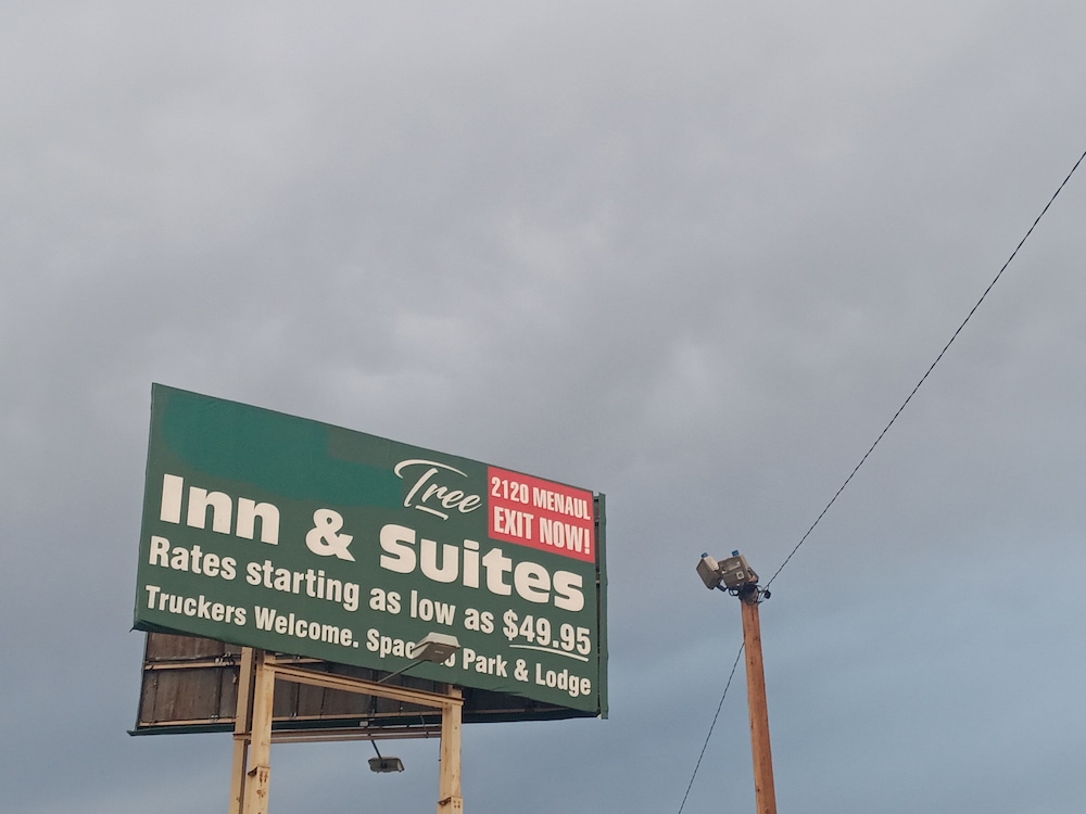 Tree Inn & Suites Albuquerque 16/27