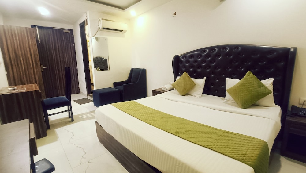 Oyo 10274 Hotel Aamara 34/61