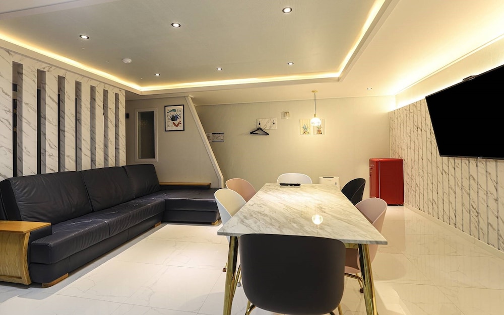Heimishi Hotel Tongyeong 30/50