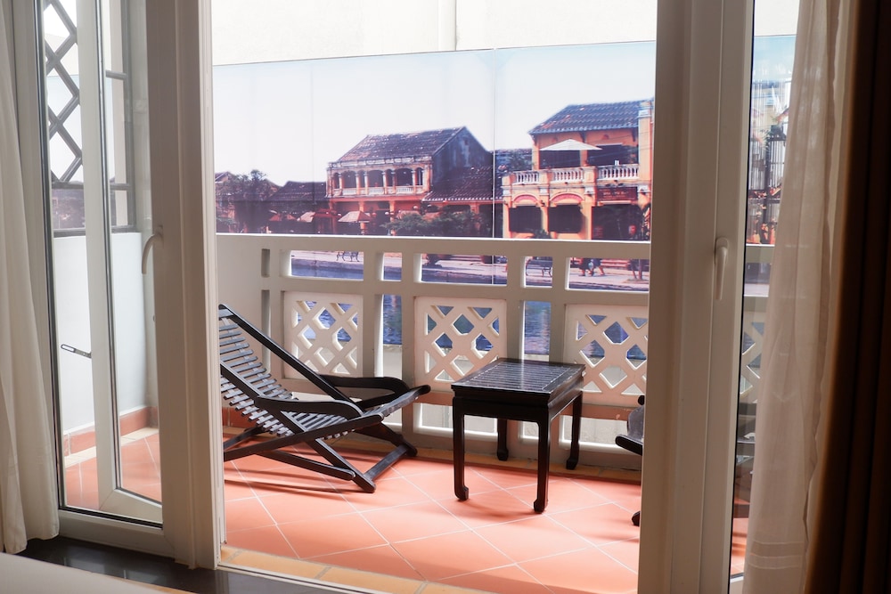 Hoi An Beach Resort 6/70