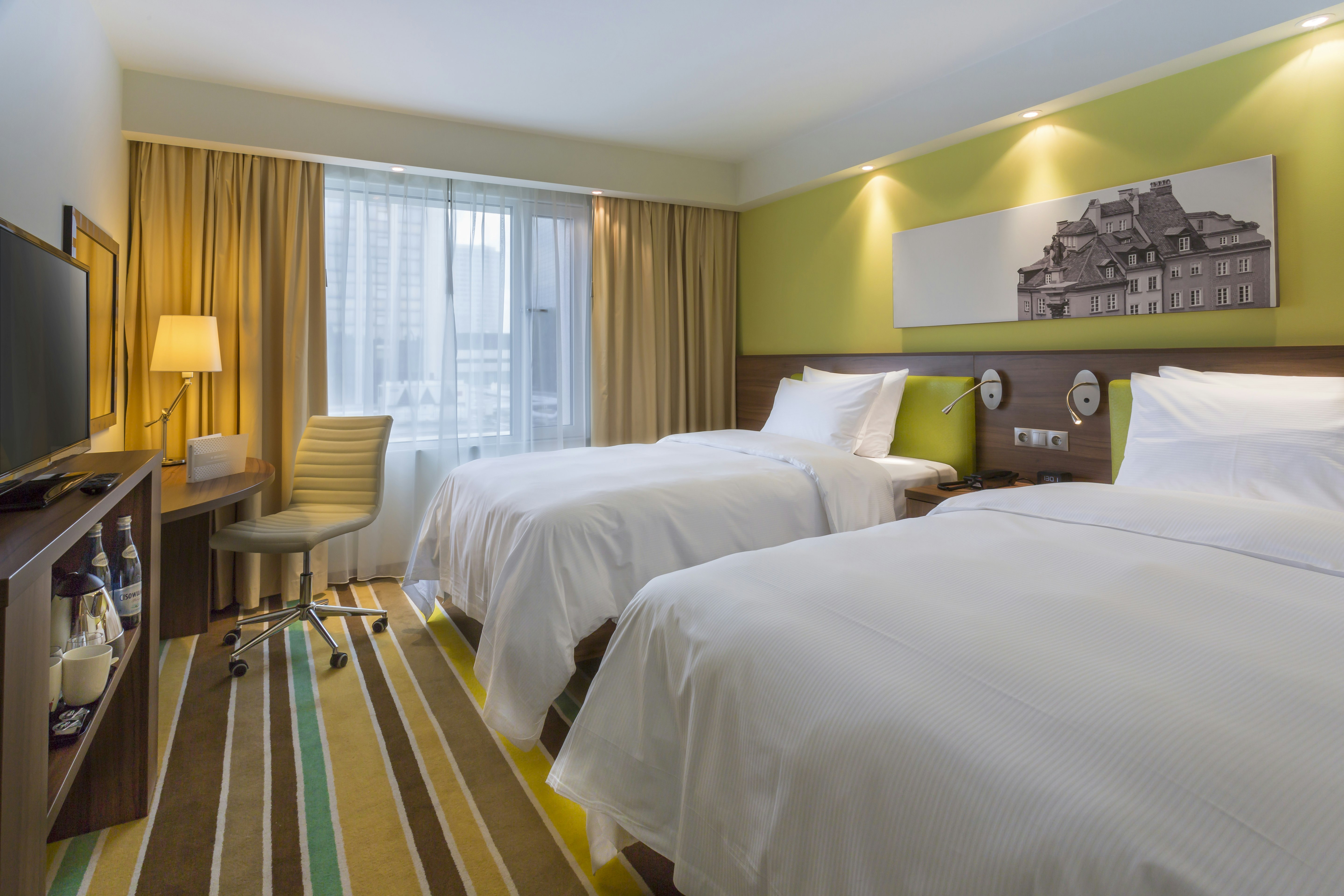 ROOM, TWIN BEDS