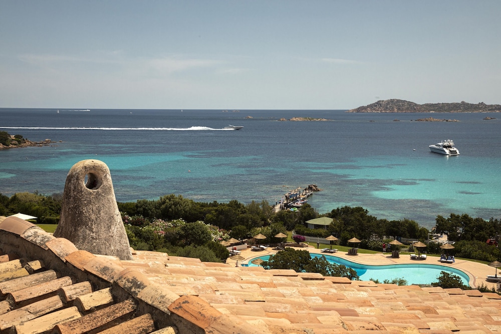 Hotel Romazzino, a Luxury Collection Hotel, Costa Smeralda 46/50