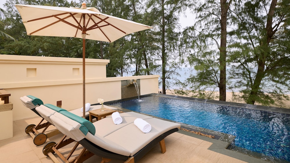 Dusit Thani Laguna Phuket 20/50