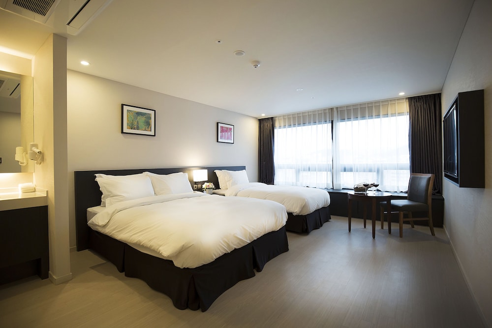 Best Western Jeju Hotel 18/48