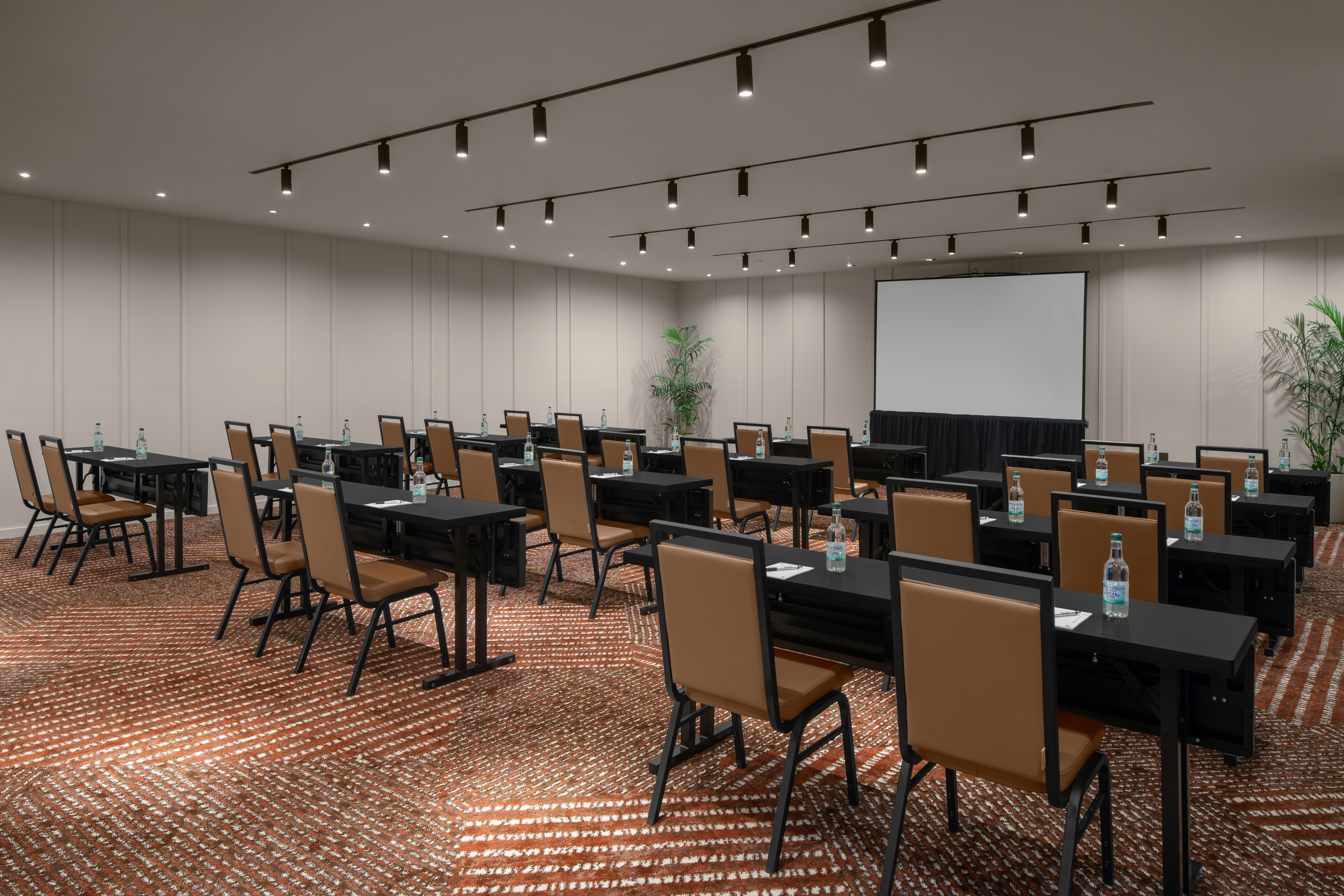 ROK Hotel Kingston, Tapestry Collection by Hilton 37/50