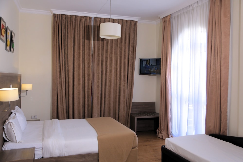 Venetian Hotel 14/50