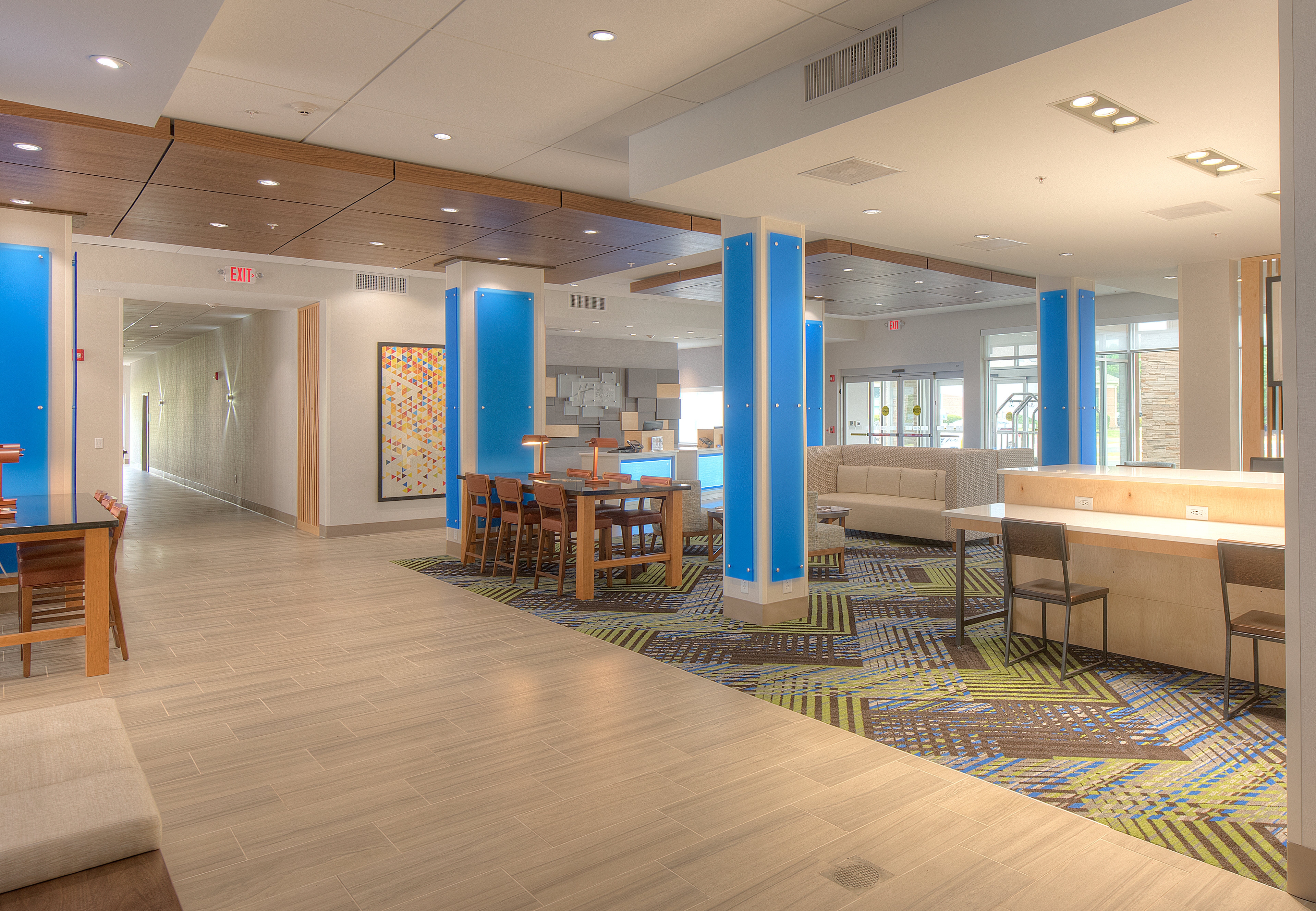 Holiday Inn Express Suites Fort Mill 42/62