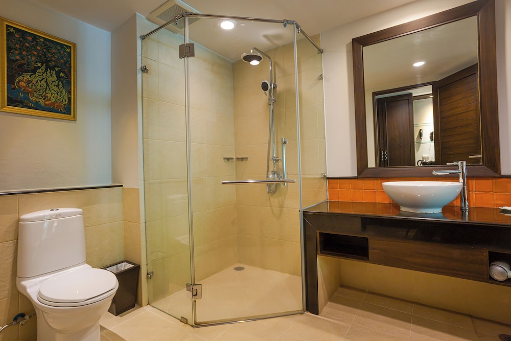 Ravindra Beach Resort and Spa 76/76