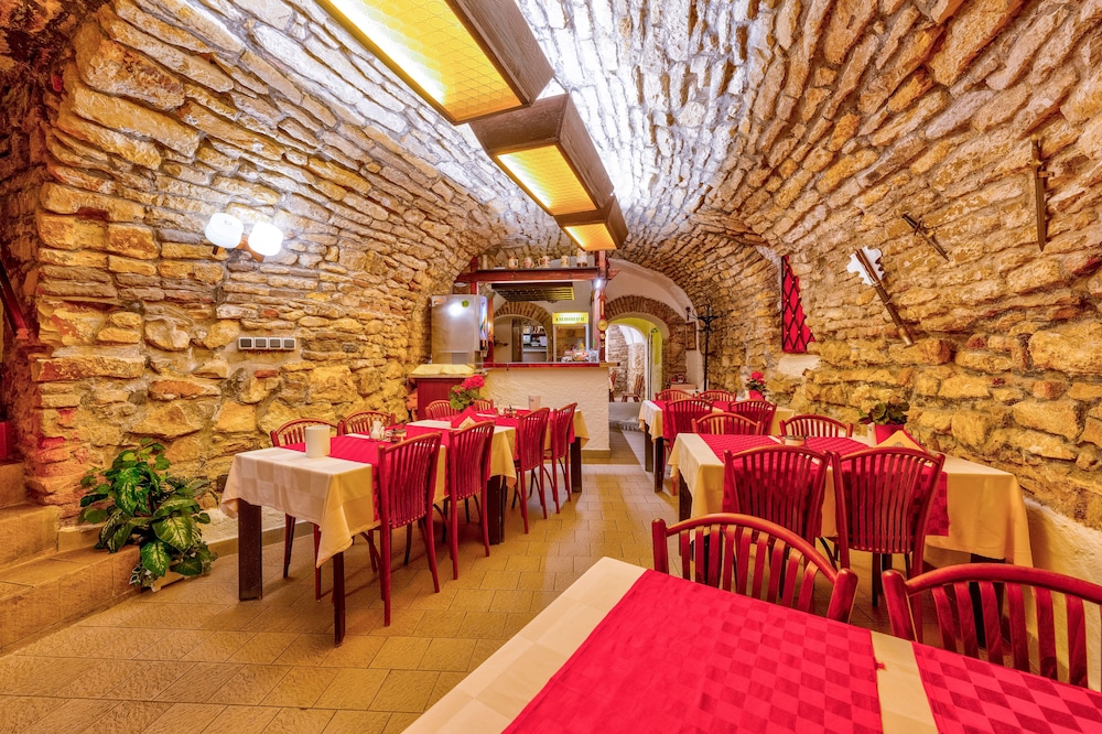 Betlem Club Hotel 56/64