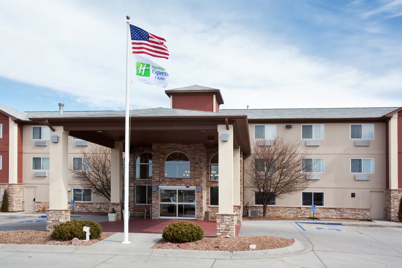 Holiday Inn Express Hotel Suites Scottsbluff Gering 7/57