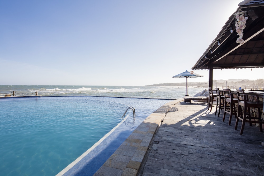 Rock Water Bay Beach Resort &amp; Spa 39/50