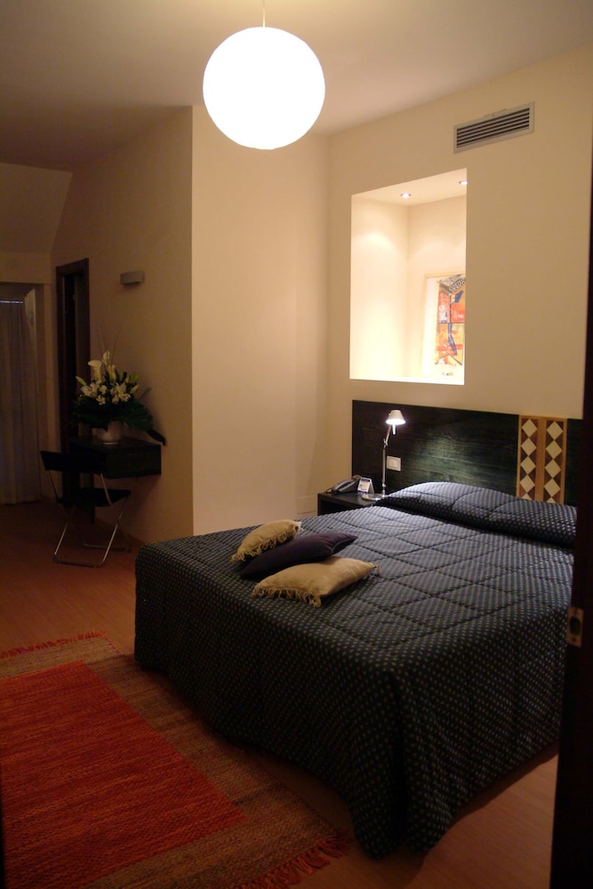 Hotel Orvieto 15/32