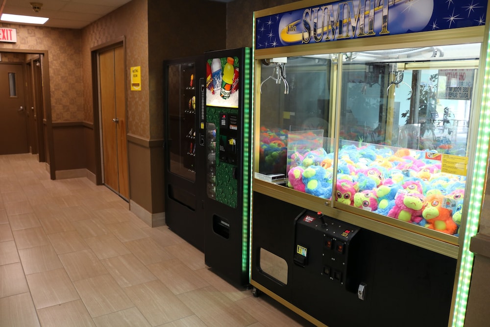 Super 8 by Wyndham Plattsburgh 29/38