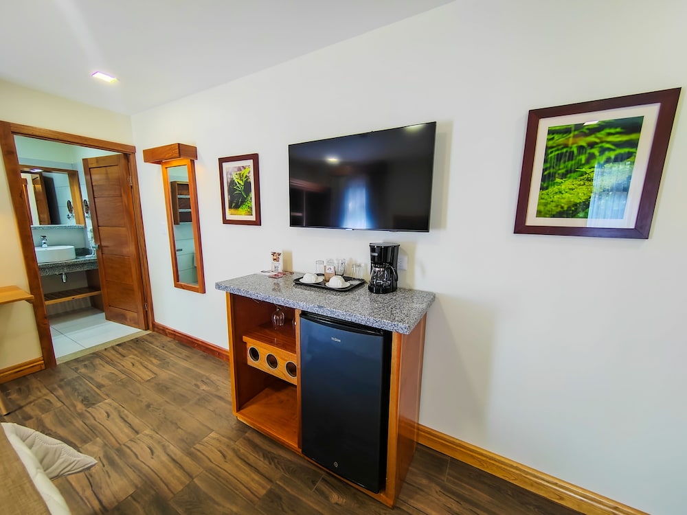 Monteverde Rustic Lodge 7/50