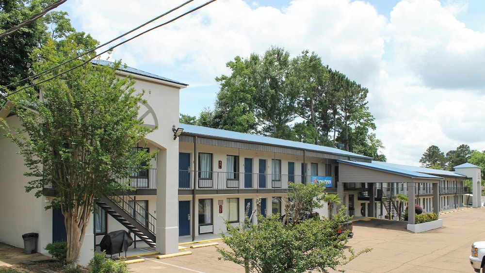 Motel6 Mccomb Ms 8/56