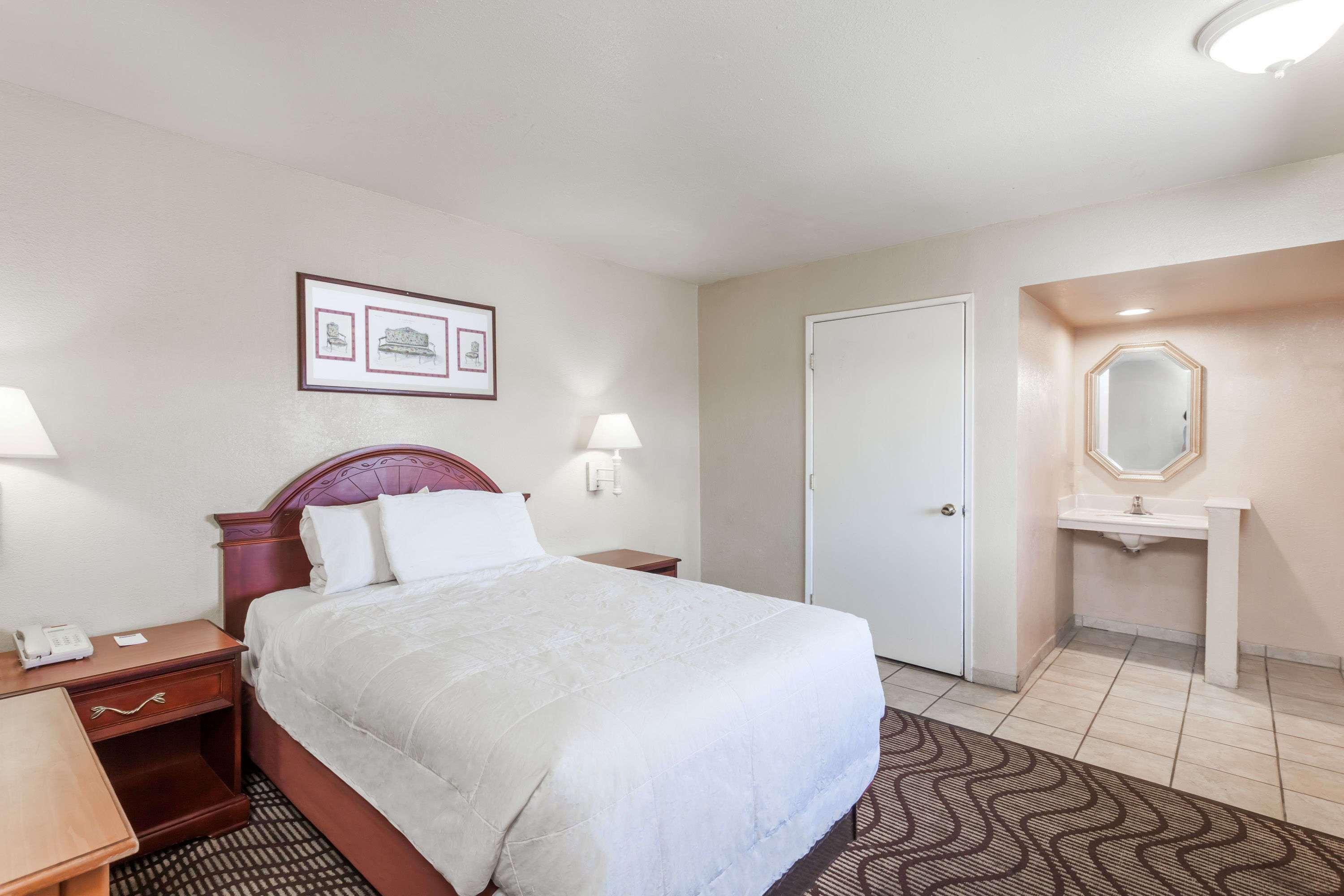 Tri City Inn 10/15