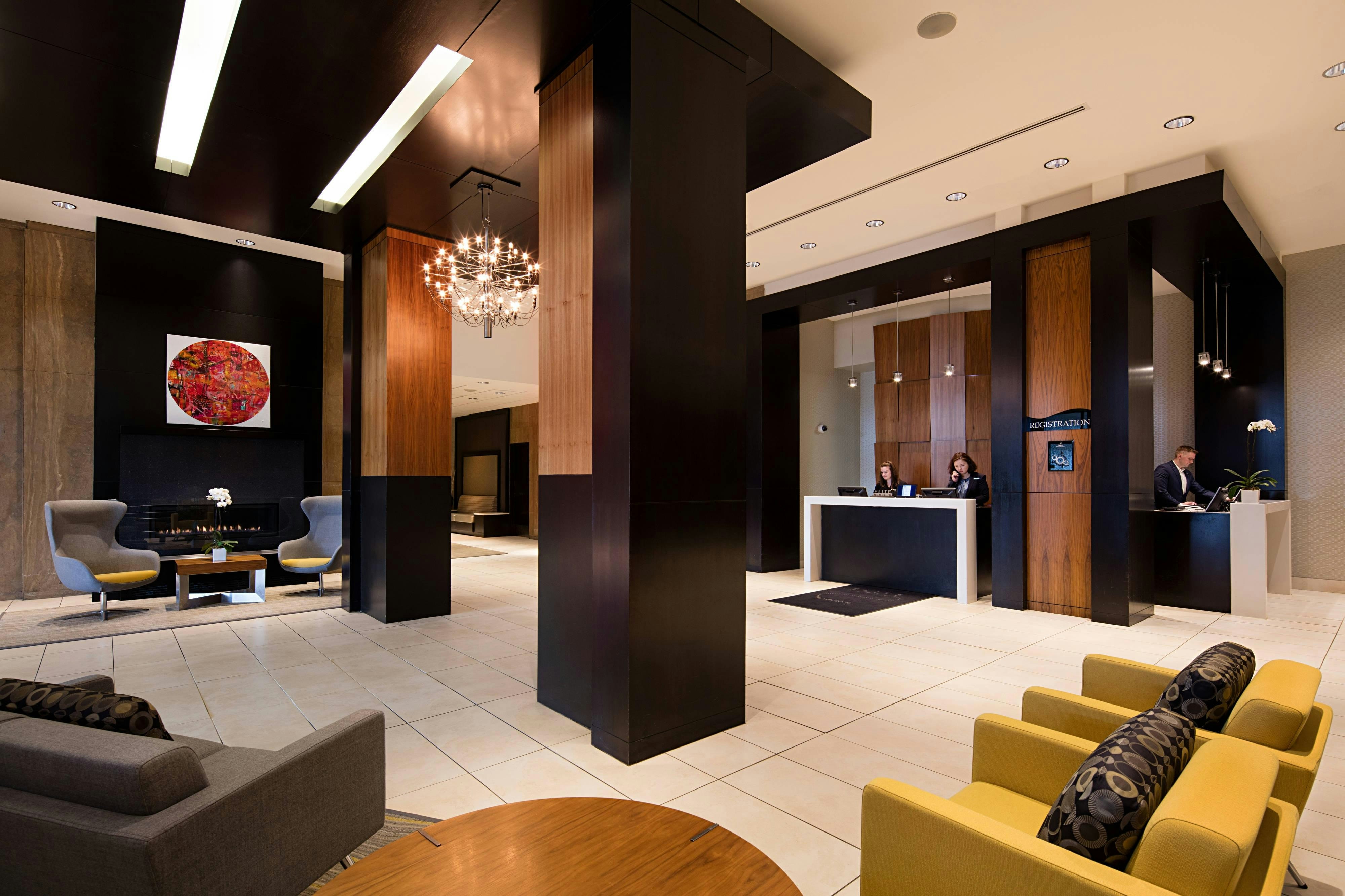 Delta Hotels by Marriott Edmonton South Conference Centre 1/22