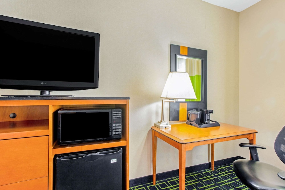 Manassas Hotel 47/58