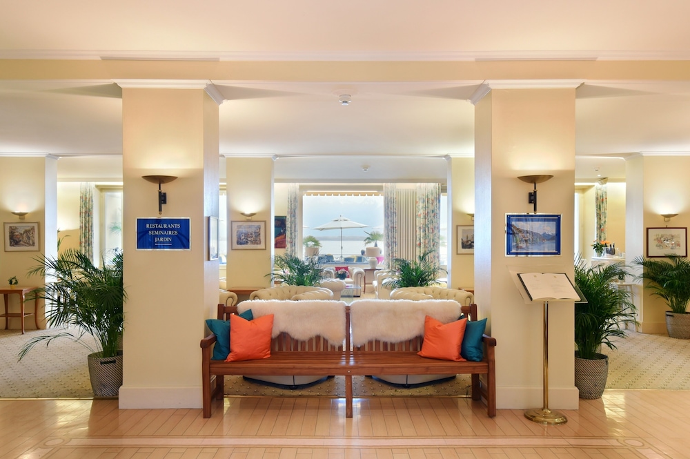GOLF HOTEL RENE CAPT 45/67