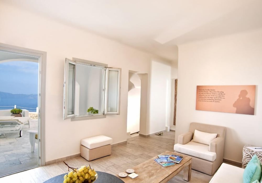 Allure Suites 20/30