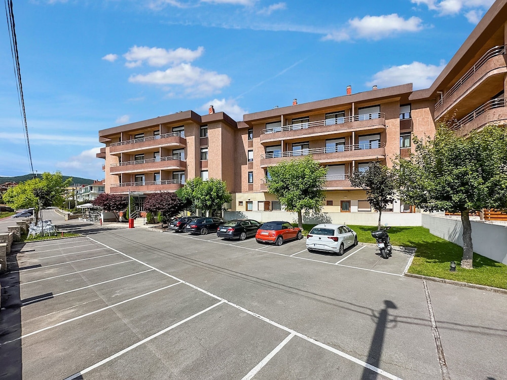 Hotel Los Arces 57/68