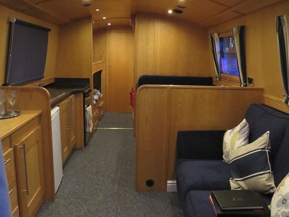 Houseboat Hotels - Hotel boat 23/31