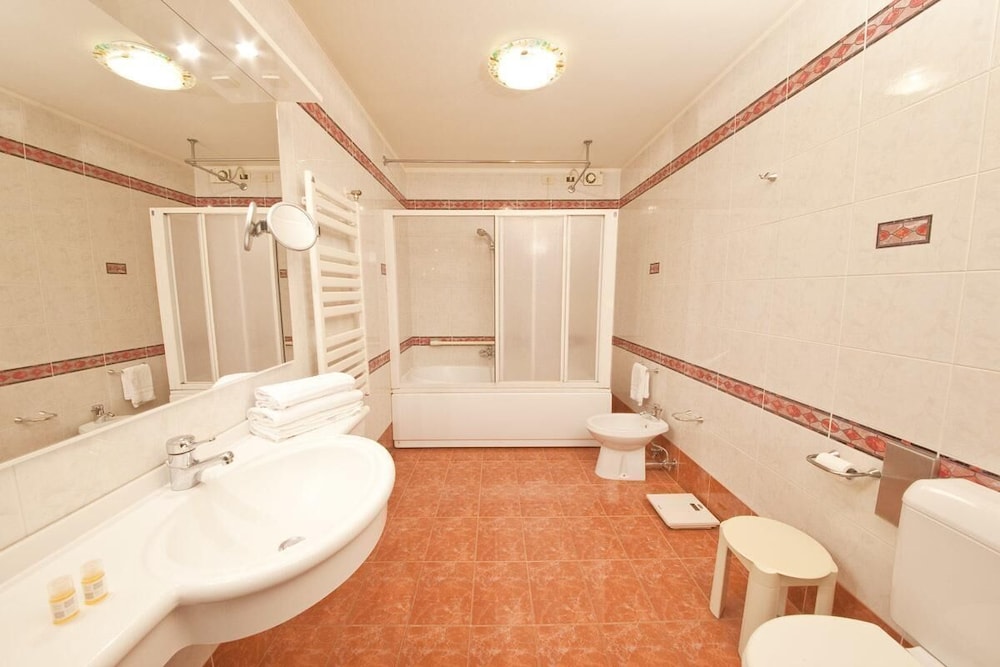 Hotel Excelsior 23/38