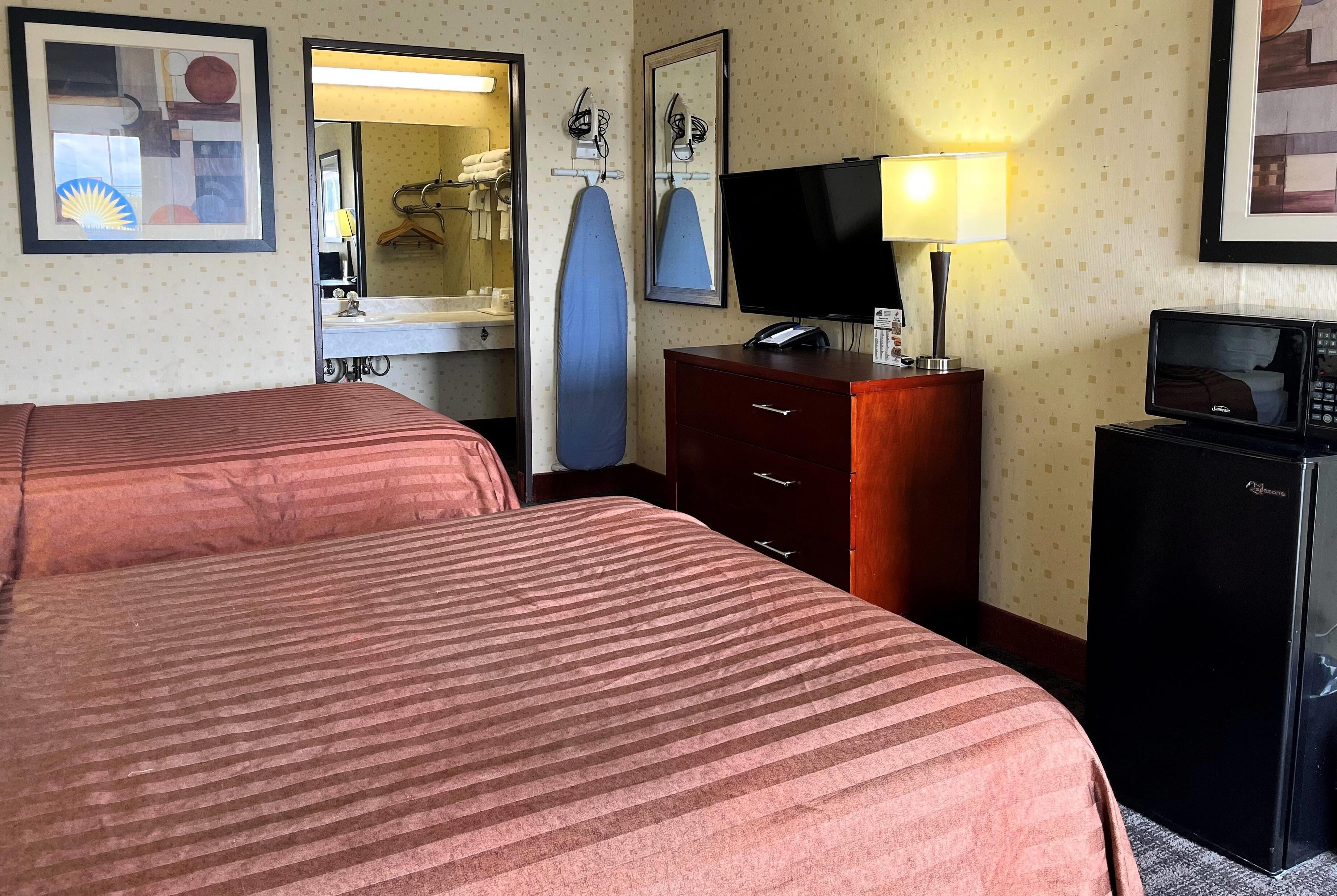 Travelodge by Wyndham Seymour 21/30