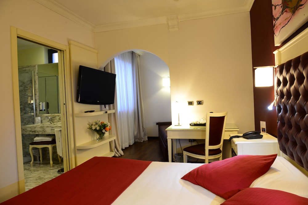 TRILUSSA PALACE HOTEL CONGRESS AND SPA 18/43