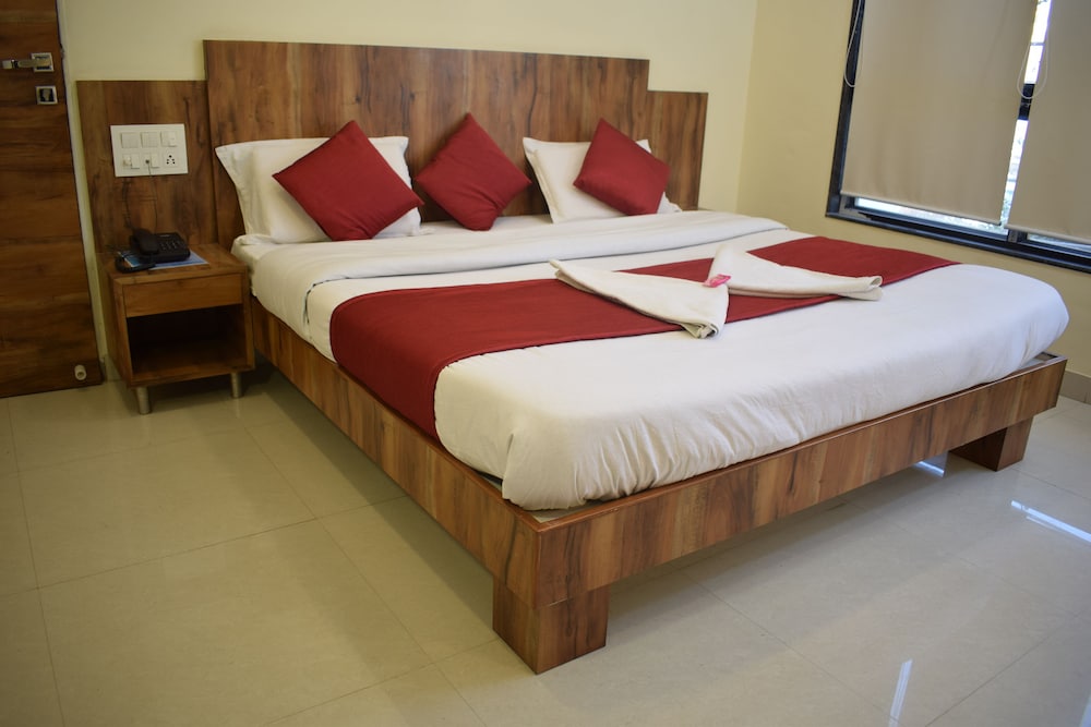 Hotel Shree Pratham Milan 6/28