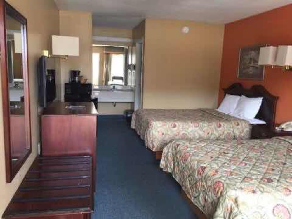 Motel6 Bracey, VA - I-85 20/32