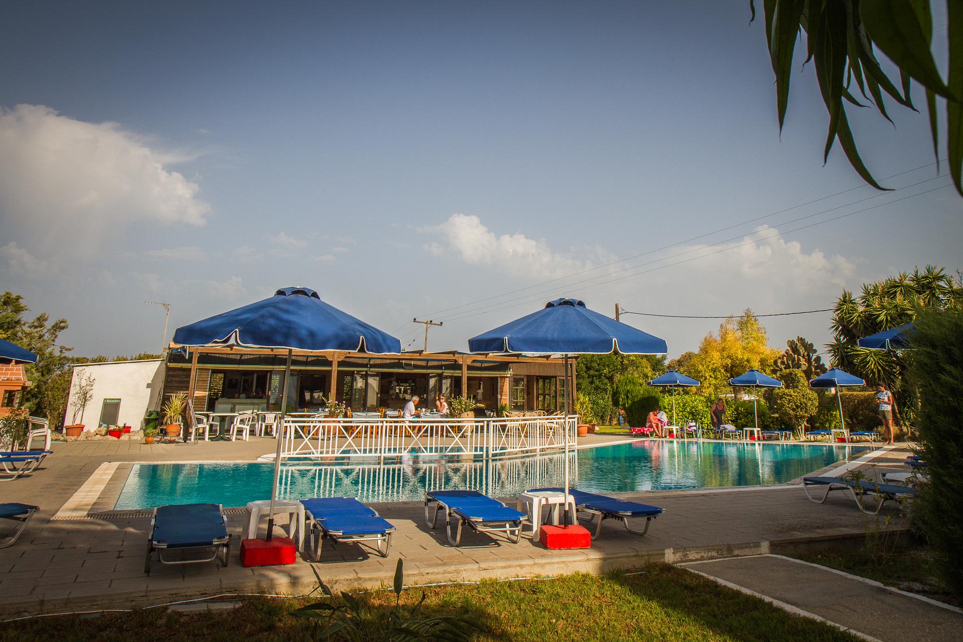 Alkmini Hotel 6/23