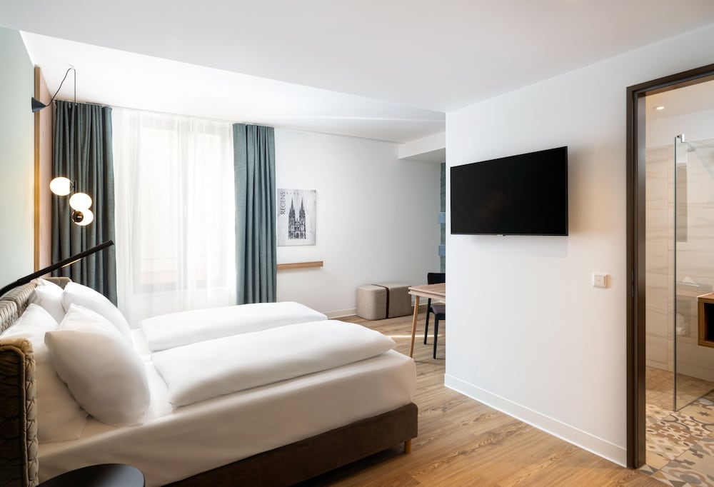 elaya hotel regensburg city center, Trademark by Wyndham 12/36