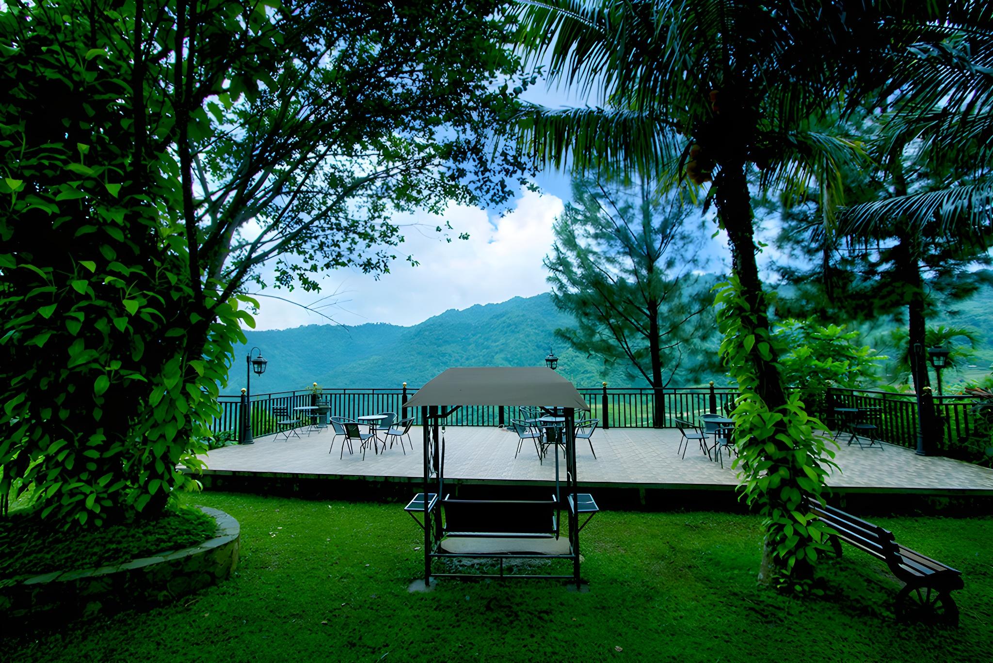 Edensor Hills Villa, Resort & Cafe 37/51