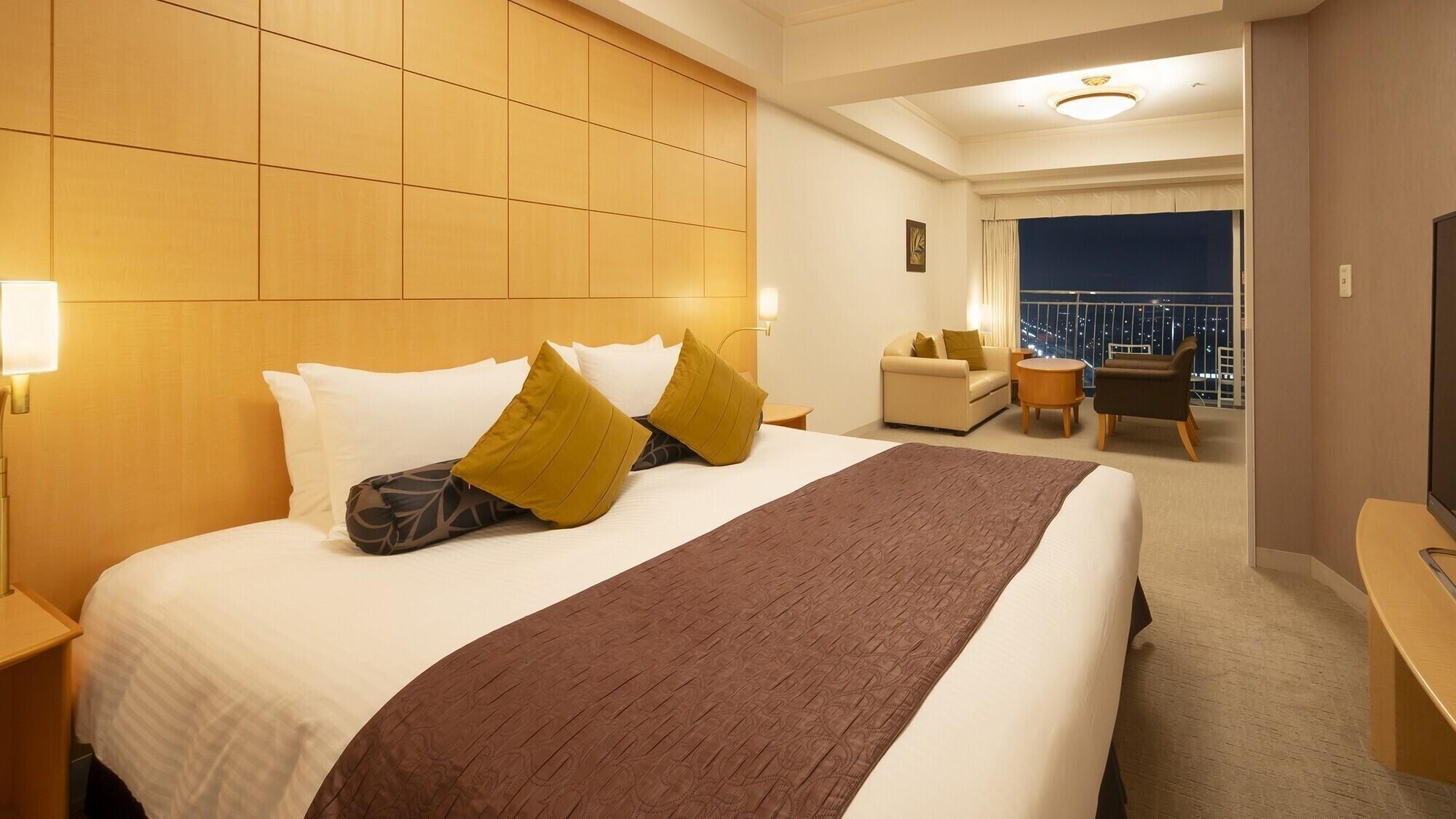 Tower, Double Bed
