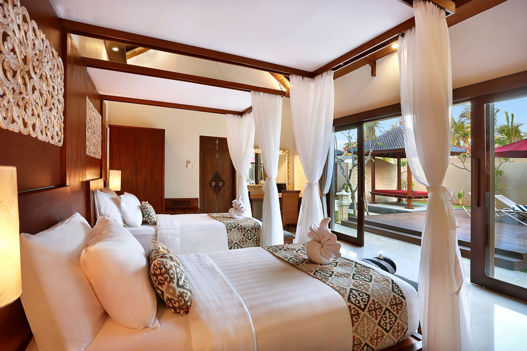 3 BEDROOMS, SUITE, VILLA, PRIVATE POOL