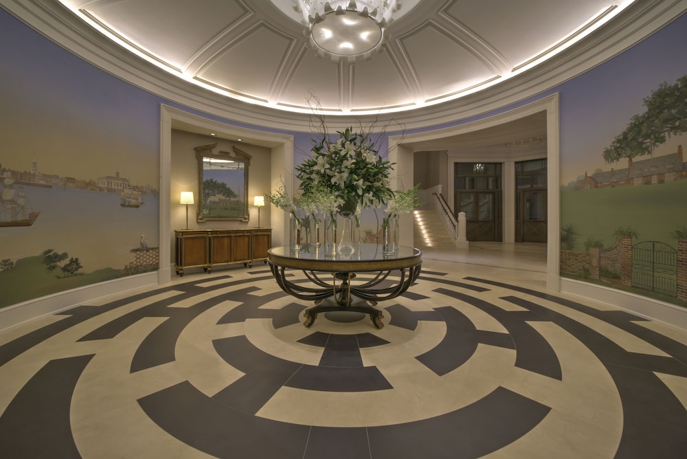 Hotel Bennett 33/66