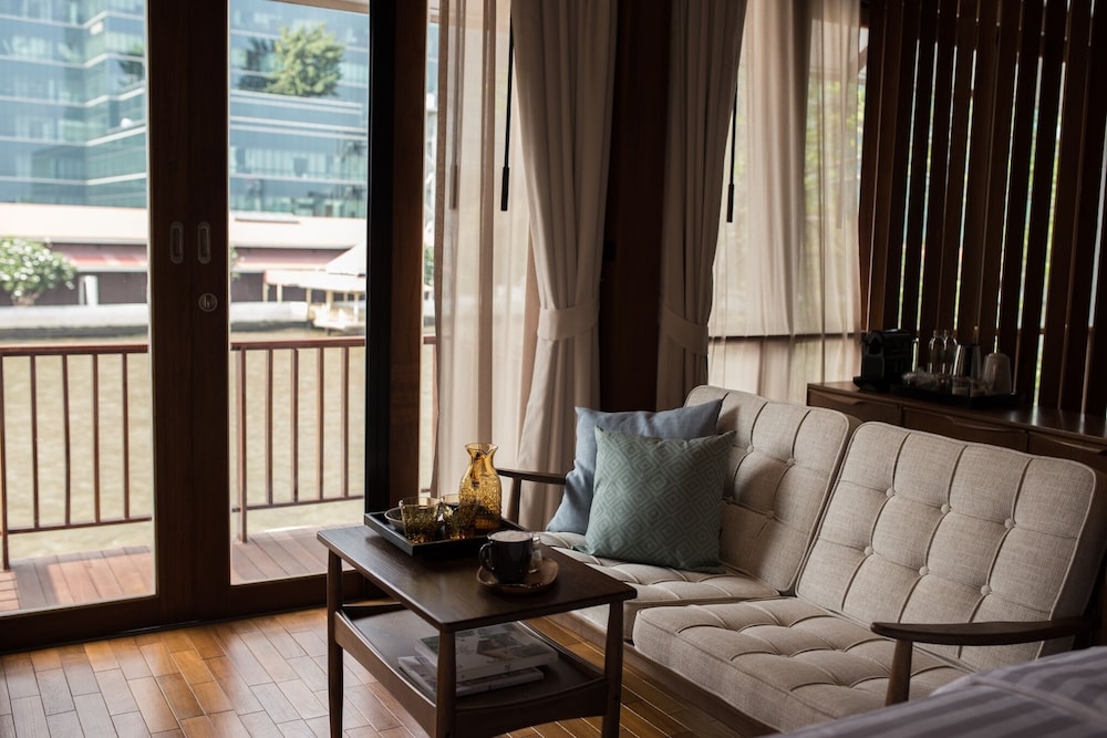 CHANN BANGKOK-NOI 30/50