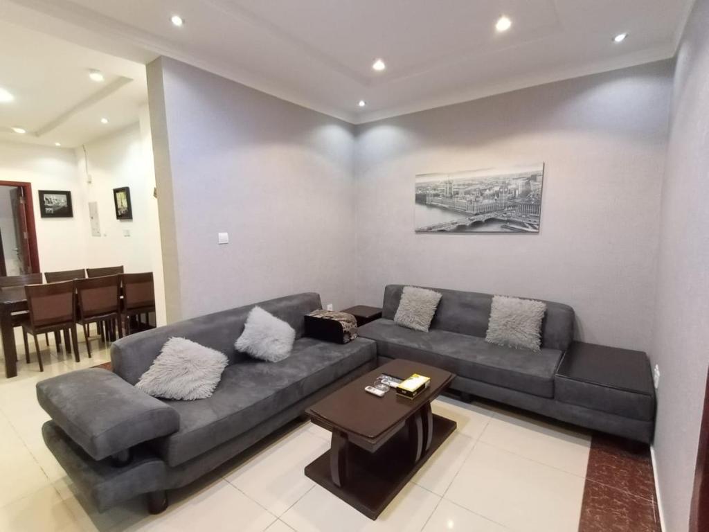 Celine Al Motamaiza Furnished Apartment 7/11