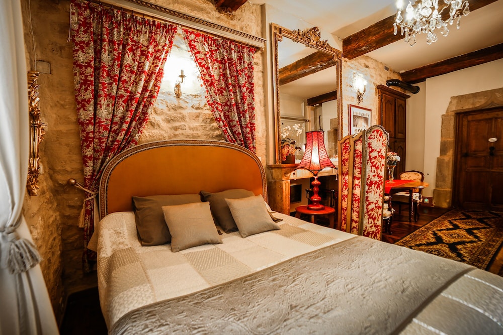 Le Petit Tertre - Chambres D'hotes 50/65