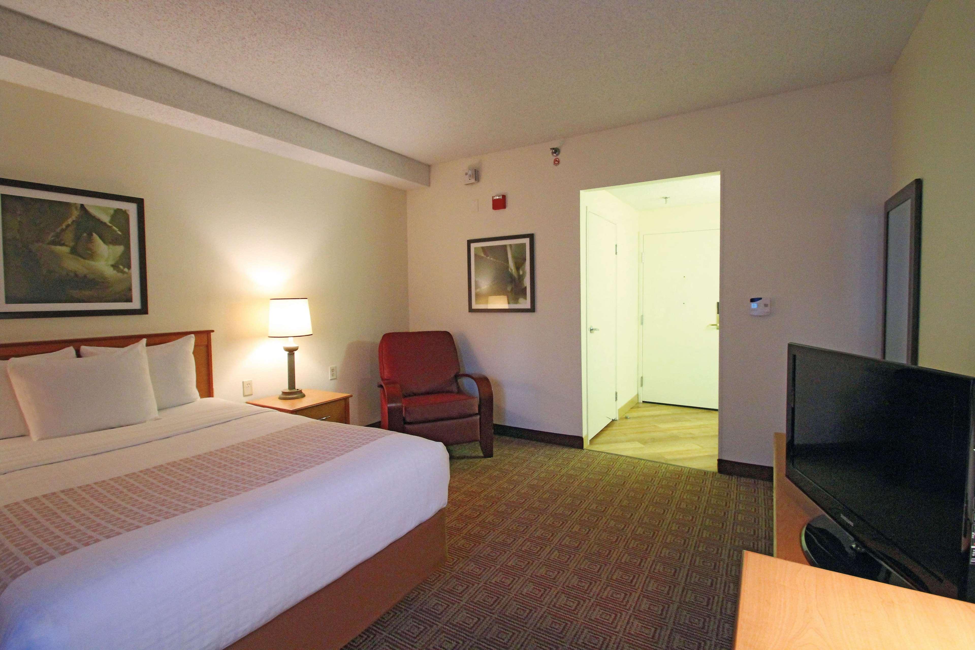 Room, Double Bed