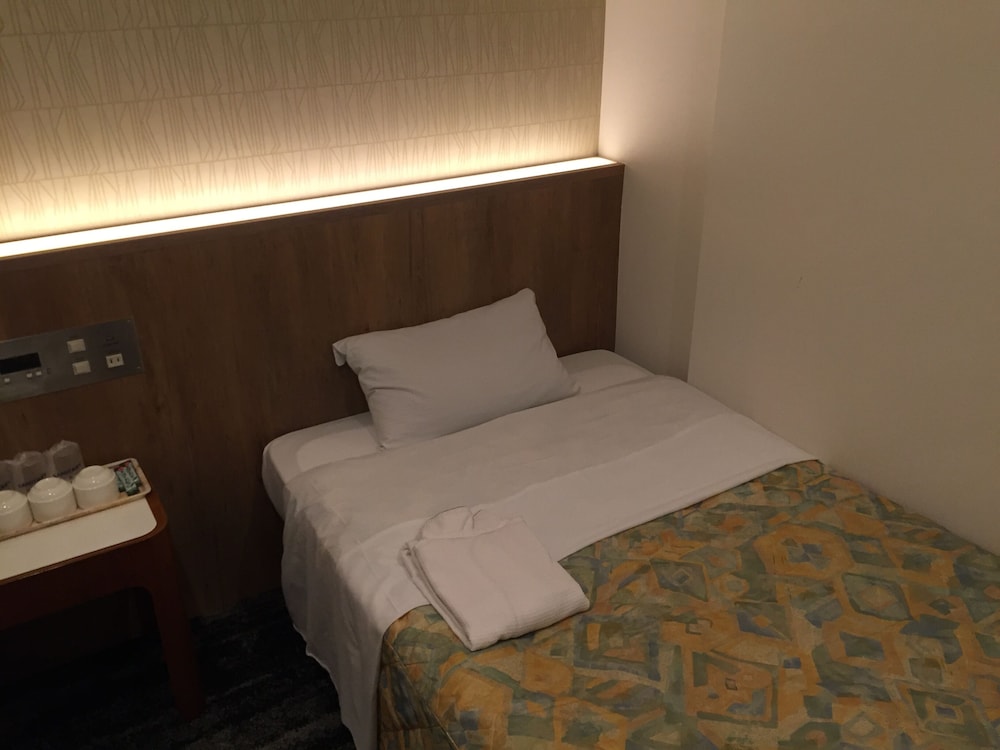 Hotel Shinjukuya 32/47