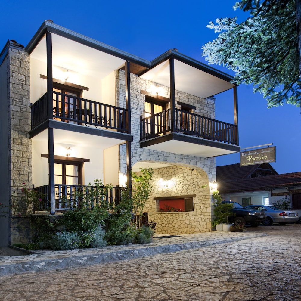 Fretzato Traditional Guest House 2/42